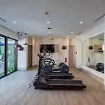 Luxury Condo Oceana, Steps From The Beach, Beach Club, Restaurant And Gym!!